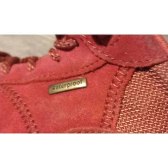 Dansko Women's Size 39 Vietnam/ Size 8 US Red Suede Waterproof Hiking Shoes - Picture 4 of 9